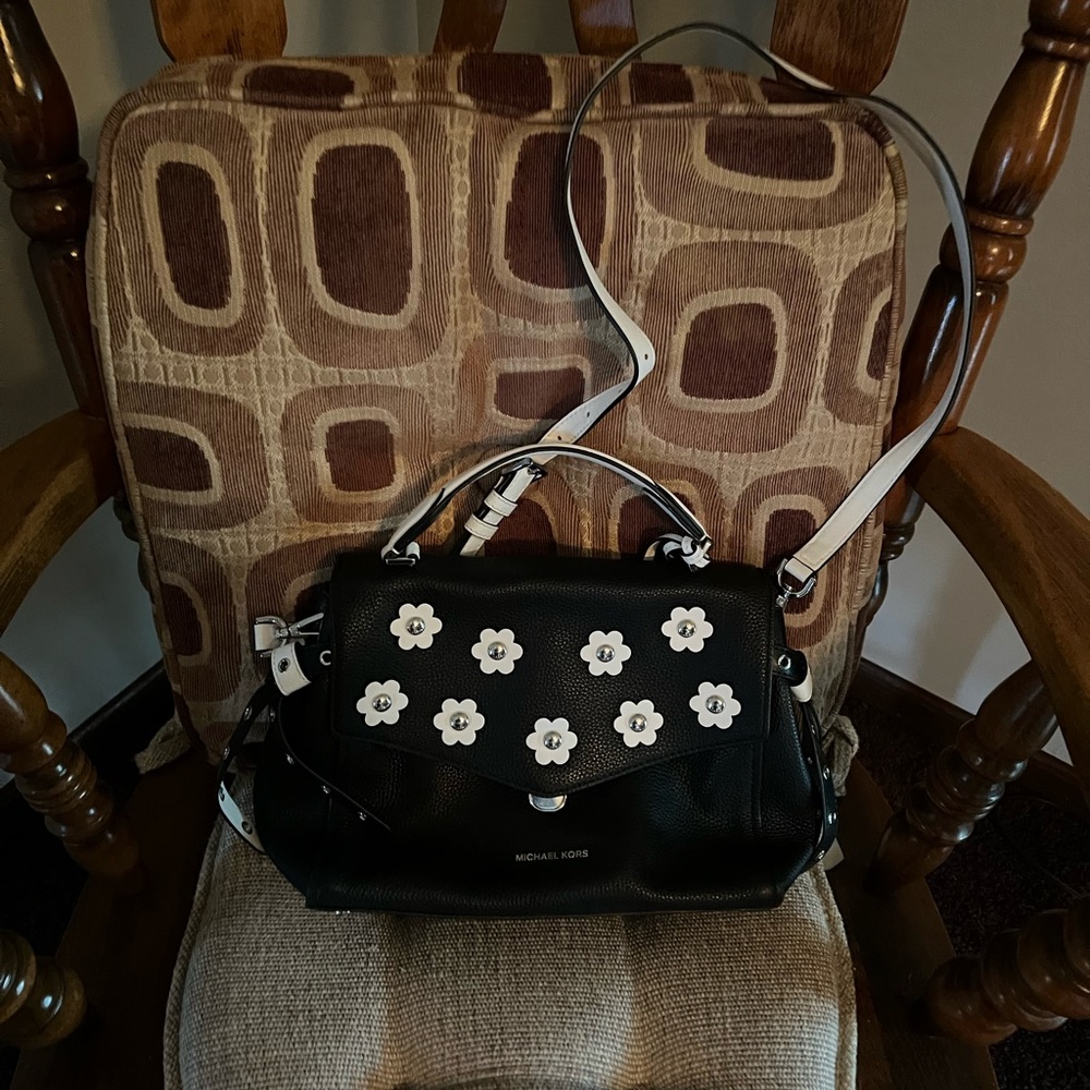 Michael Kors super cute